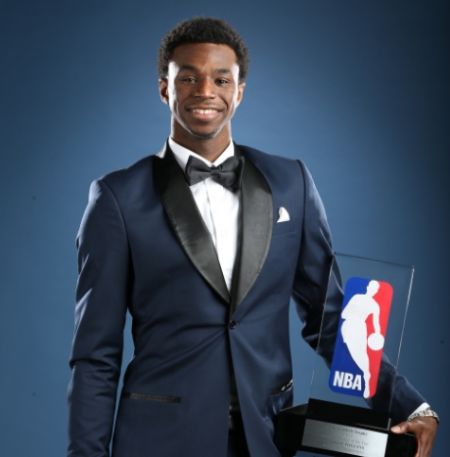 在于它揭示 在于它揭示