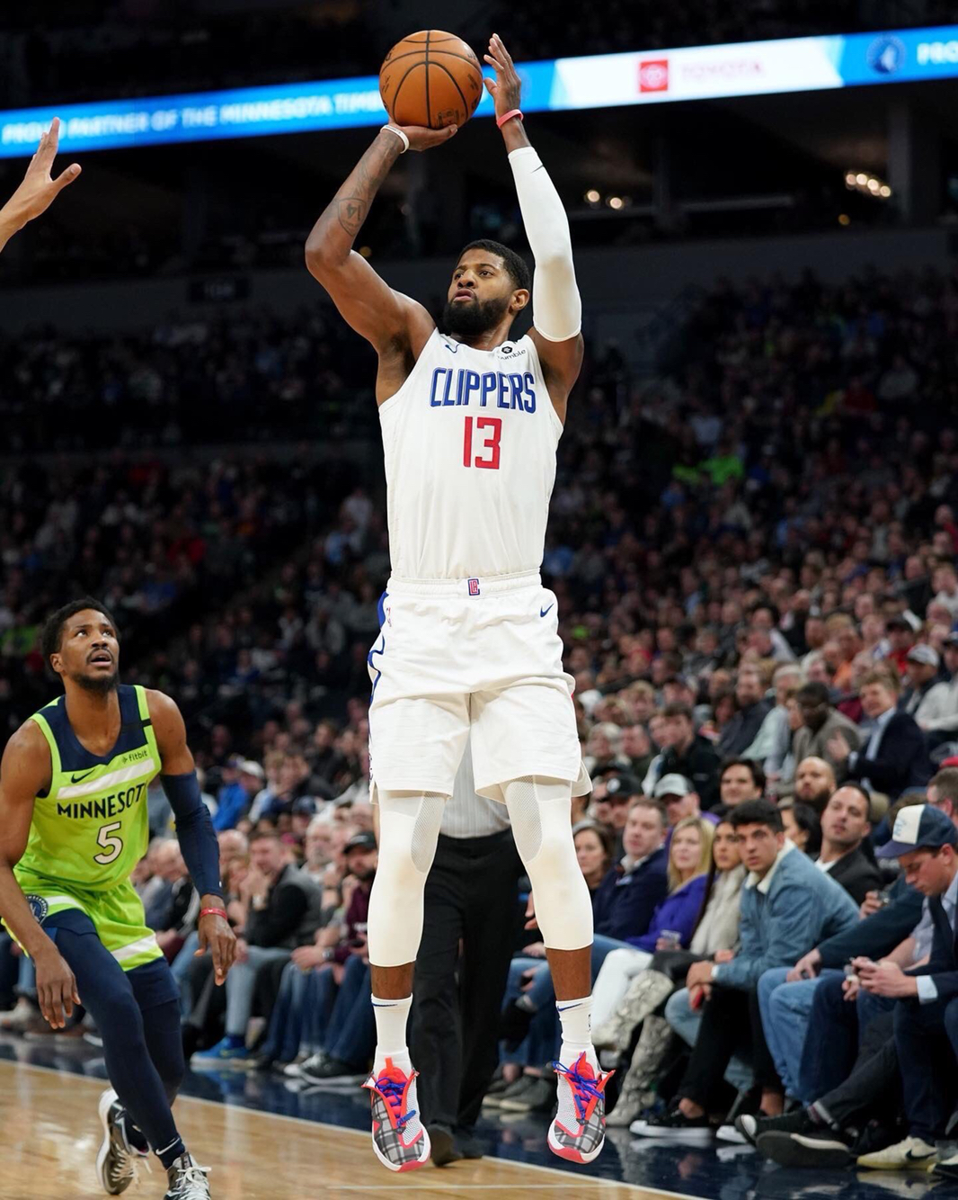 将在社媒和 将在社媒和